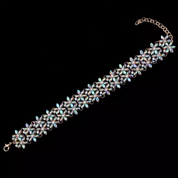 New! Rhinestone Iridescent Choker - Picture 2 of 7